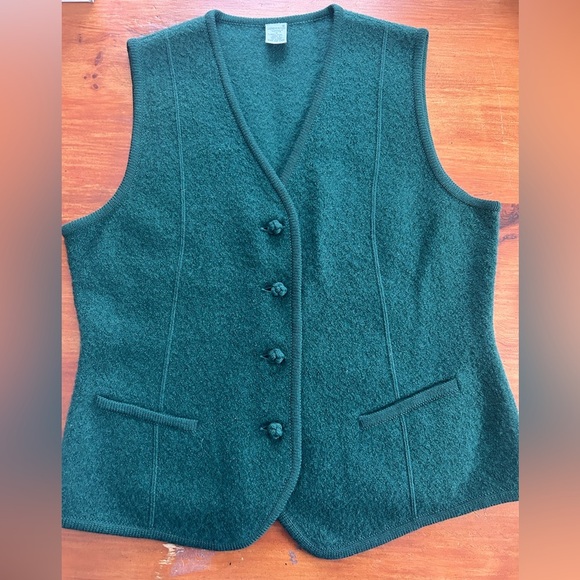 VTG Lands End Sweater Vest 100% Wool Knot Buttons Sz 10PGreen Pockets Grannycore - Picture 1 of 6